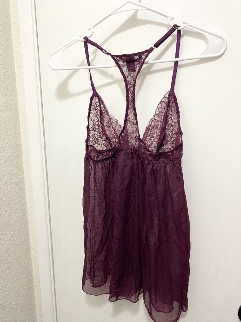 Victoria Secret Size M  Women’s  Maroon Lace Slip Blouse.